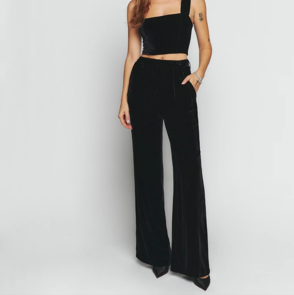 Reformation Wes Velvet Pants in Black size 2p
